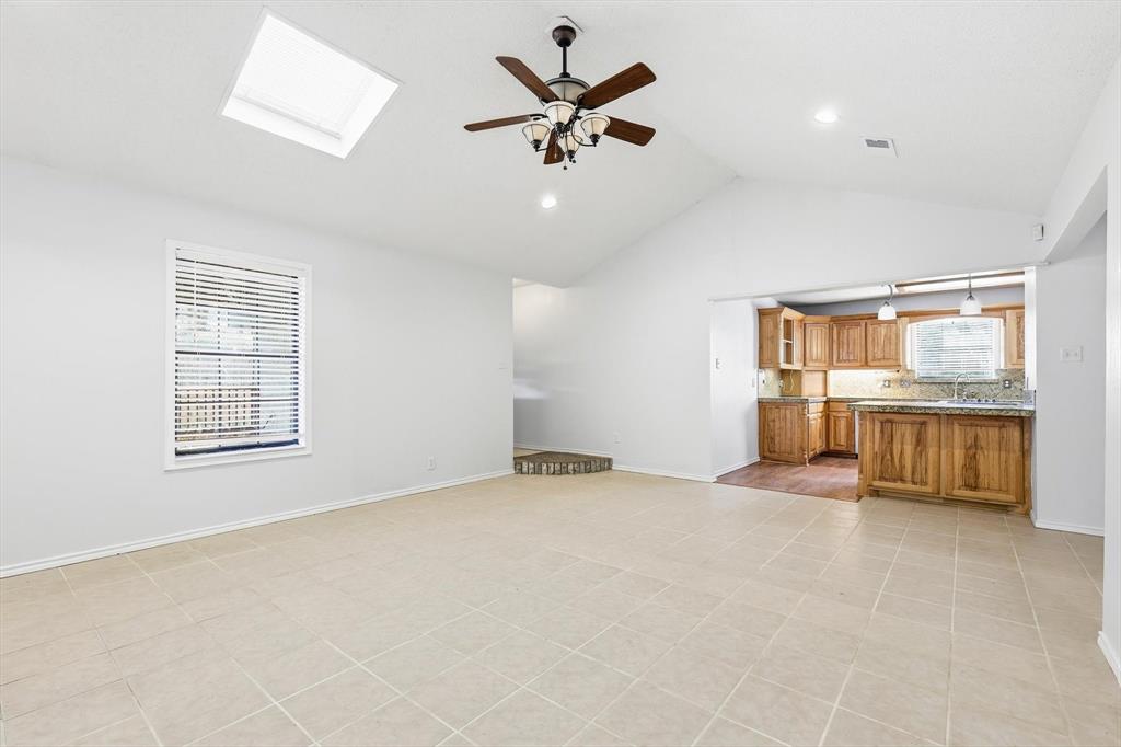 4874 Luella Road Sherman, TX 75090 - Photo 6 of 39