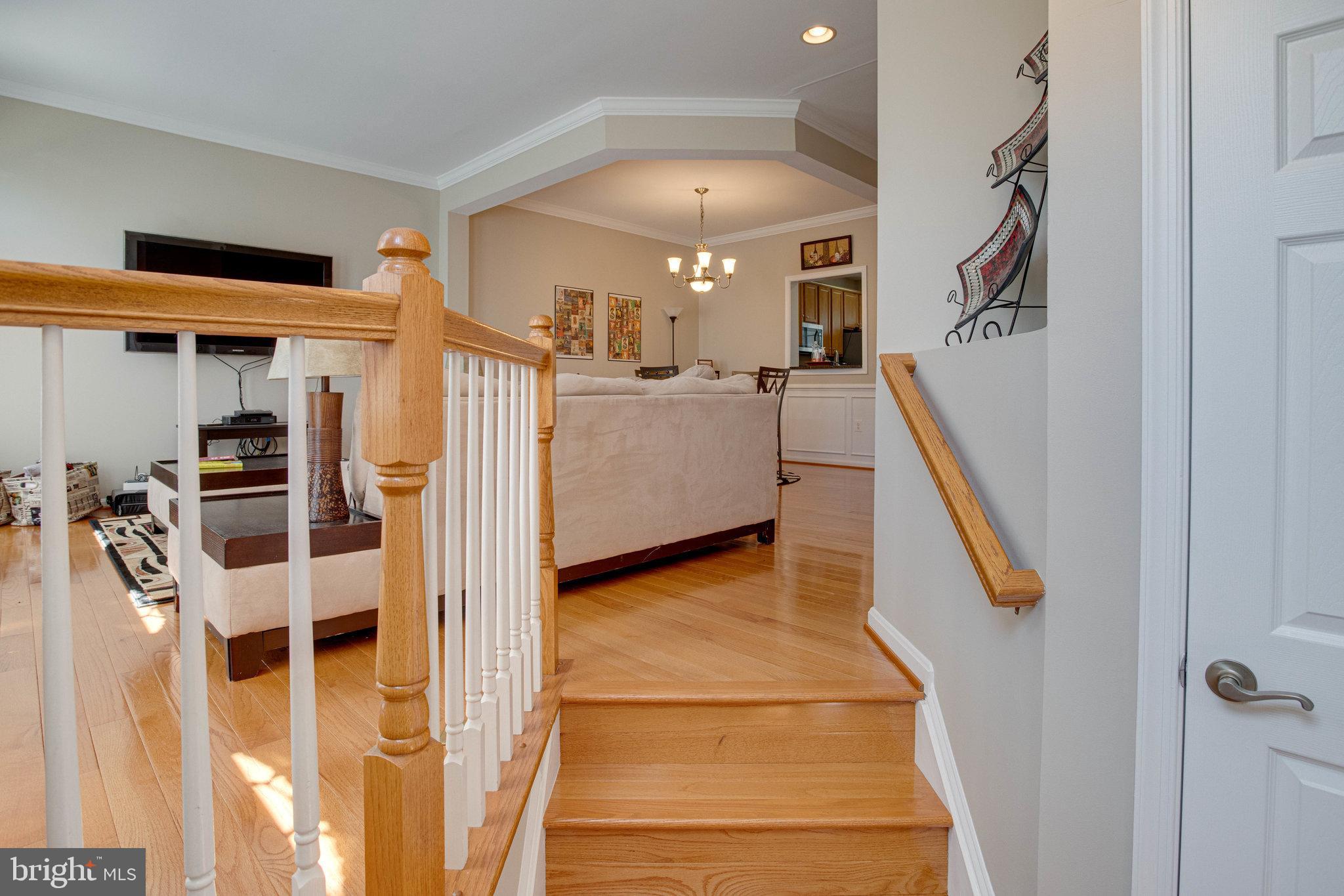 9105 Furey Road Lorton, VA 22079 - Photo 6 of 54 Gallery Image 6