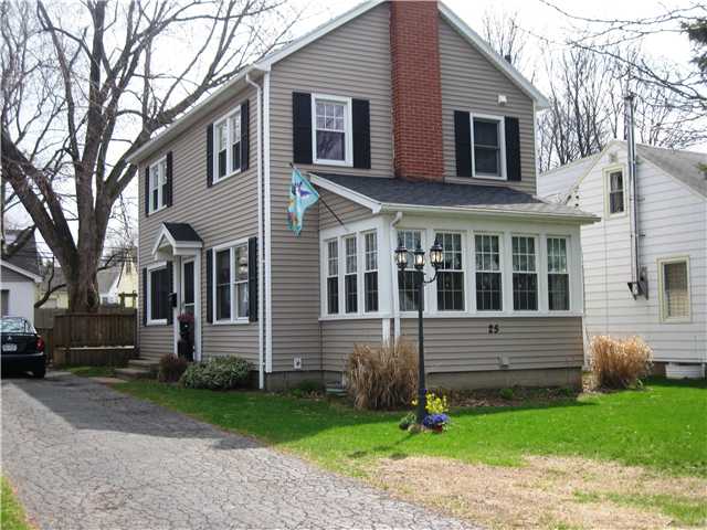 25 Leonard Road Greece, NY 14616 - Photo 1 of 1 Exterior Front