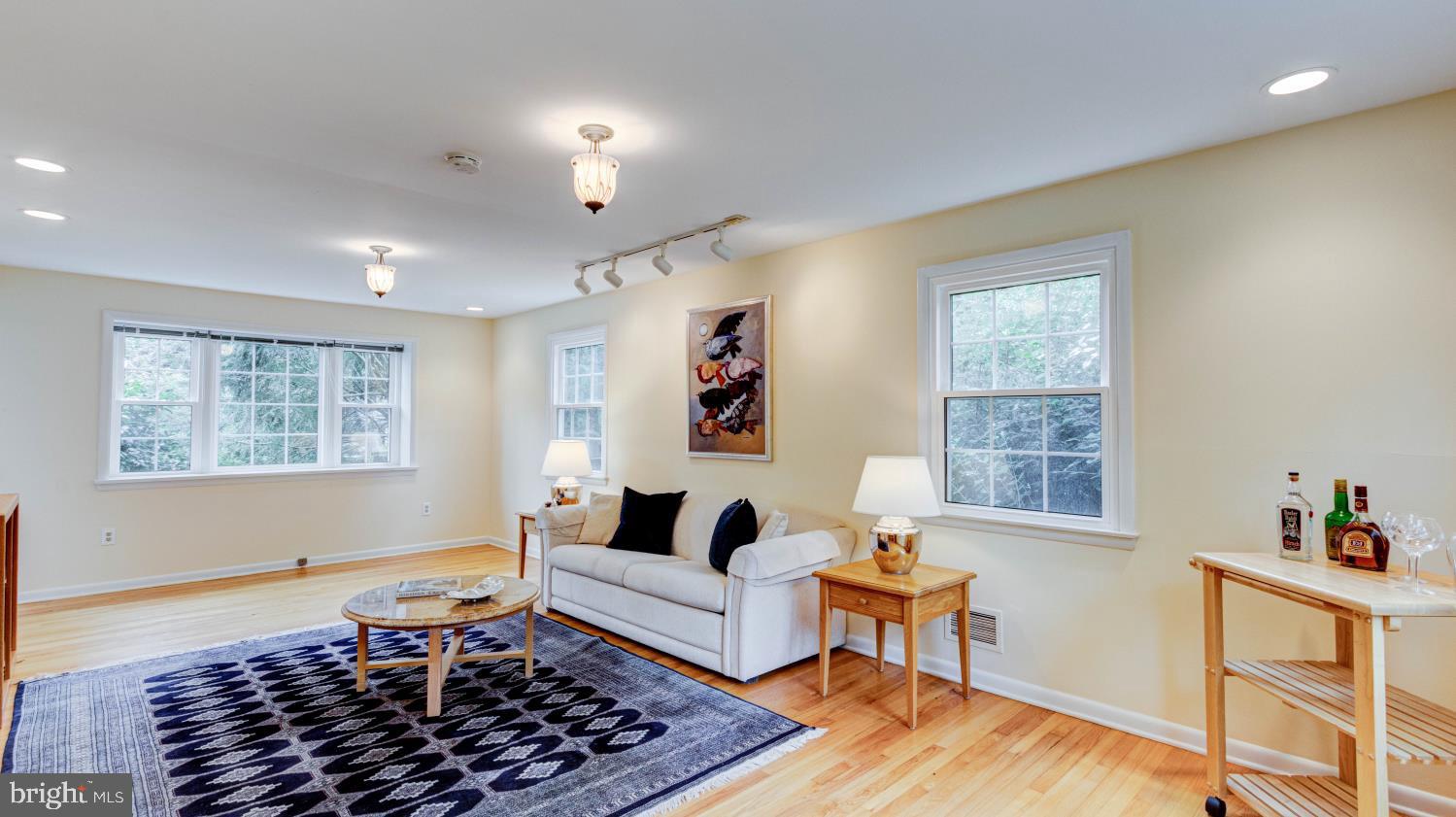 9324 Dunloggin Road Ellicott City, MD 21042 - Photo 9 of 49