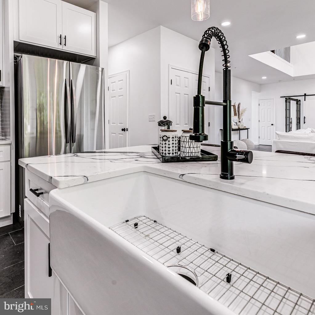 19 Cedar Grove Court Rosedale, MD 21237 - Photo 8 of 53 Kitchen sink