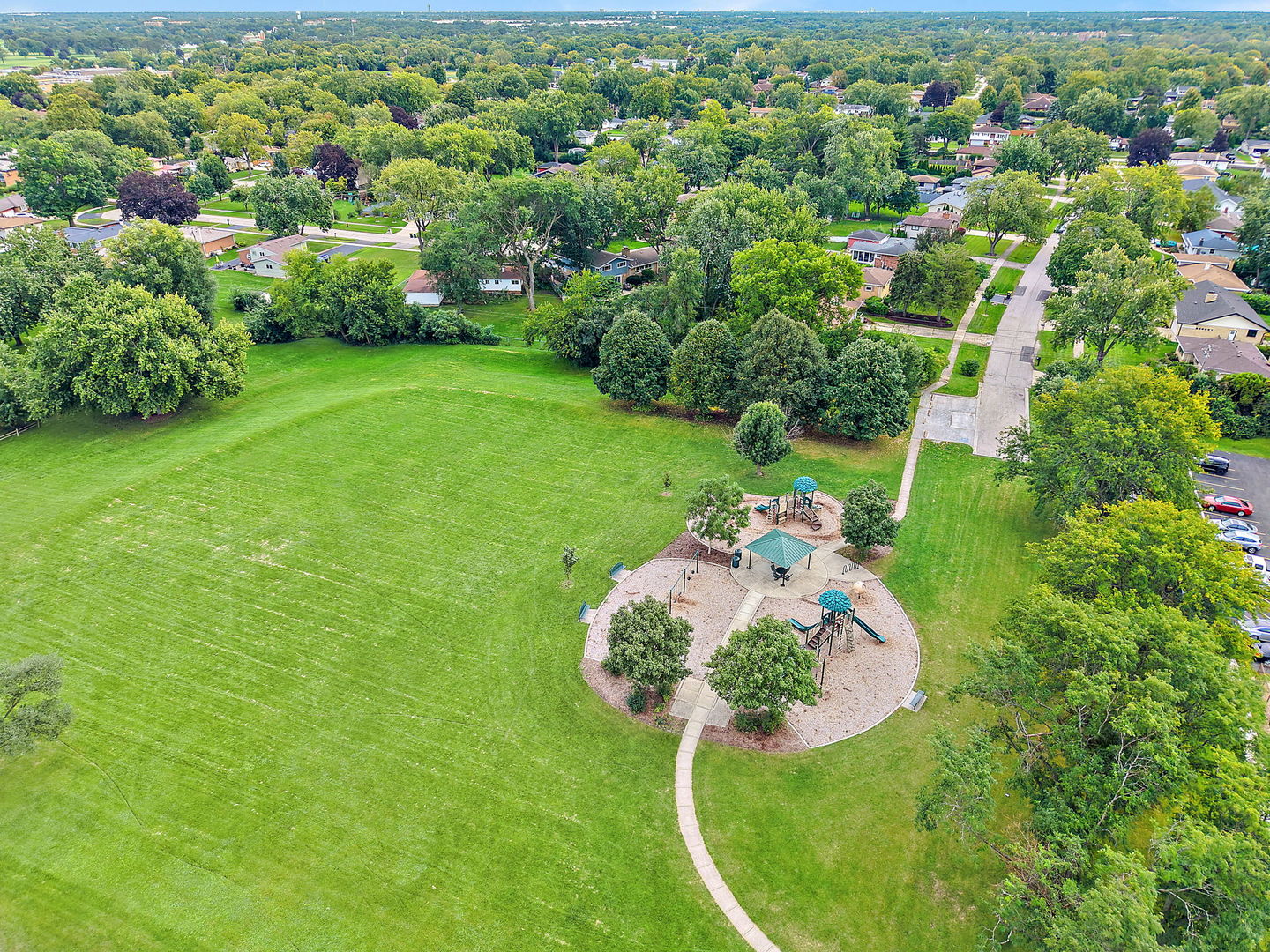 443 Glendale Road Roselle, IL 60172 - Photo 27 of 31 Gallery Image 27