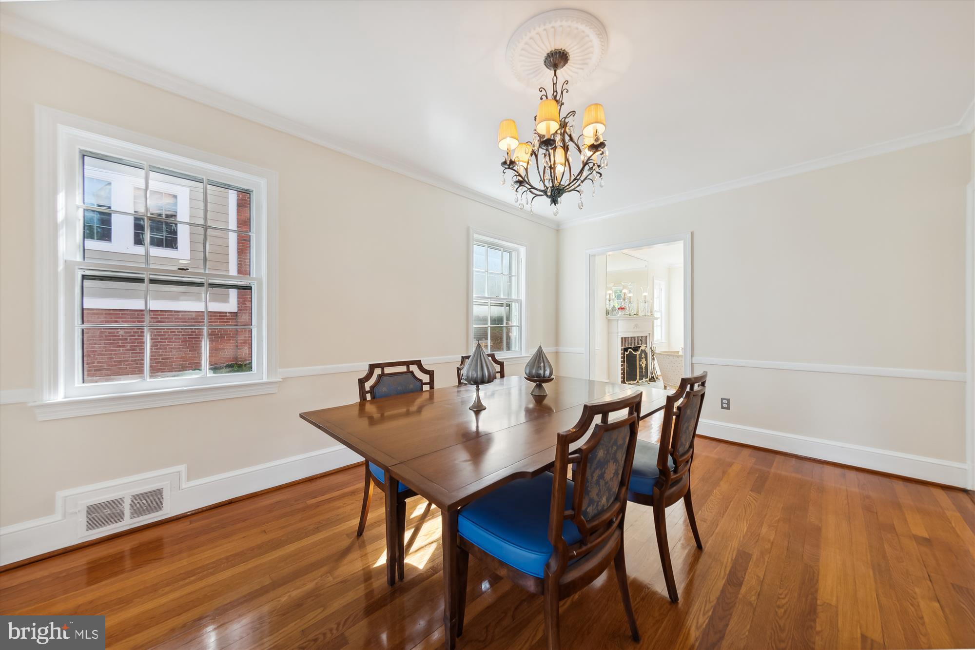 1655 Primrose Road Northwest Washington, DC 20012 - Photo 19 of 70 Dining Room