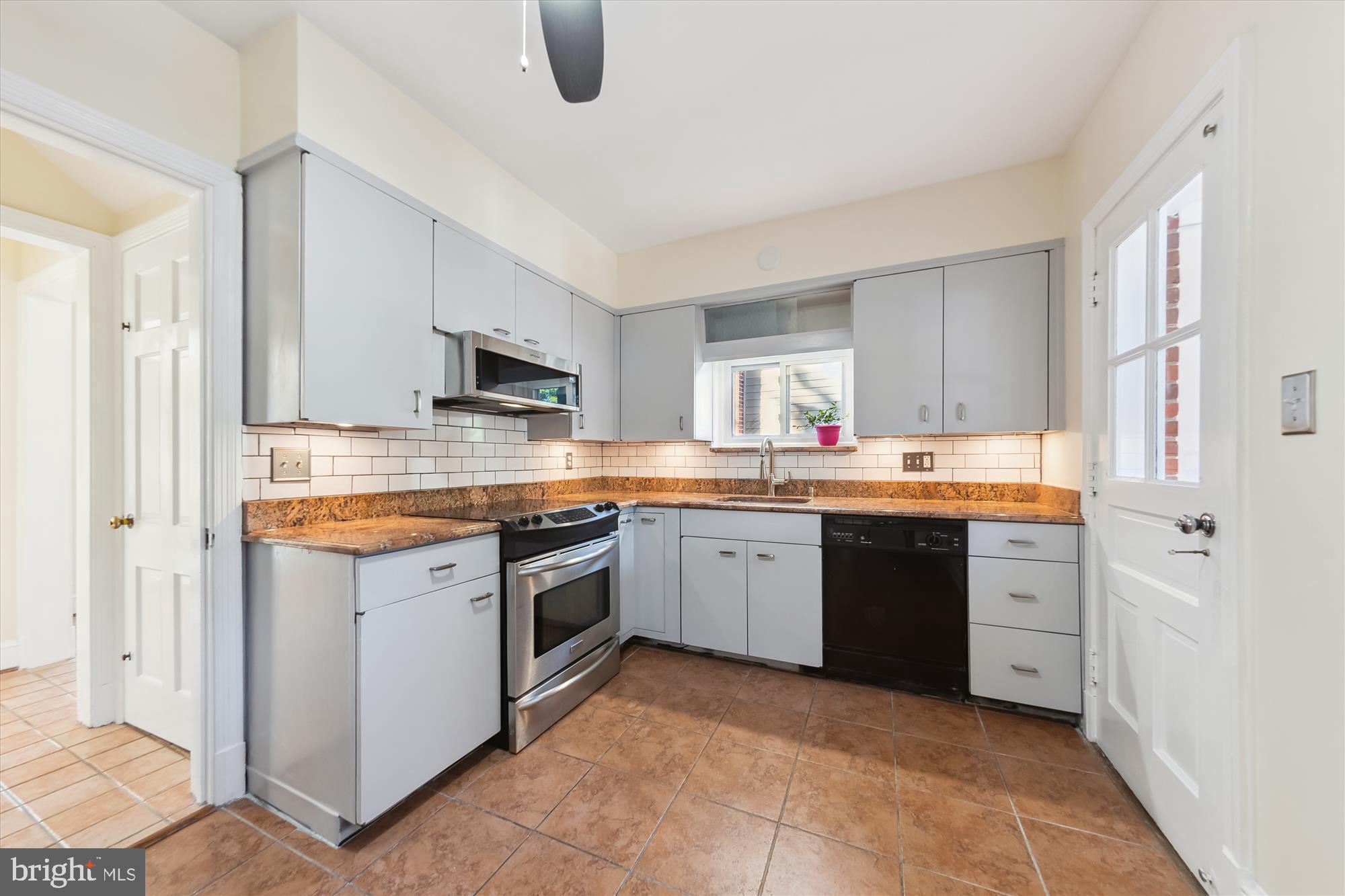 1655 Primrose Road Northwest Washington, DC 20012 - Photo 21 of 70 Kitchen