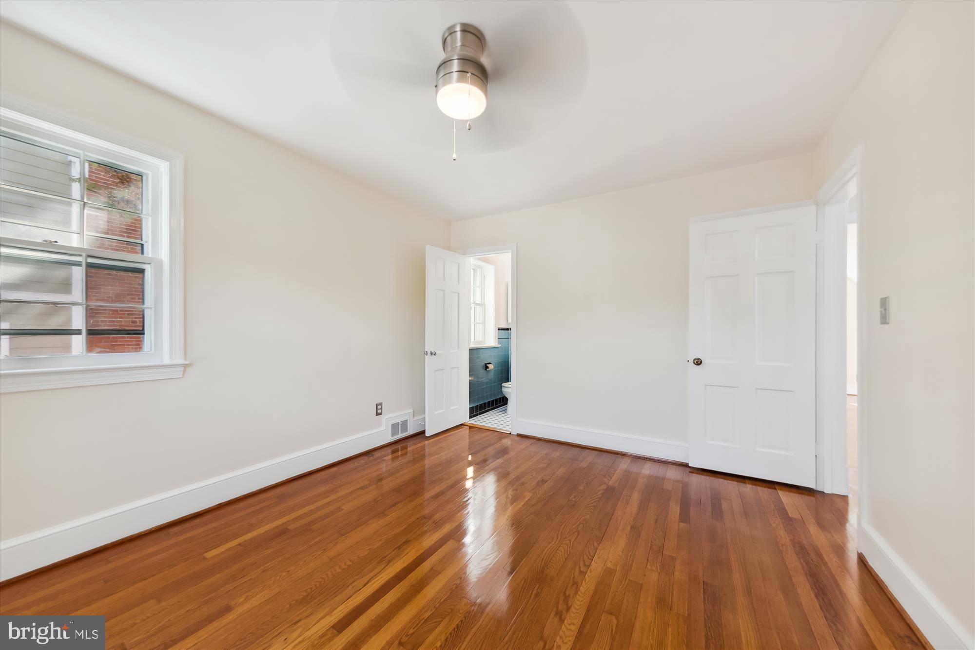 1655 Primrose Road Northwest Washington, DC 20012 - Photo 38 of 70 Bedroom