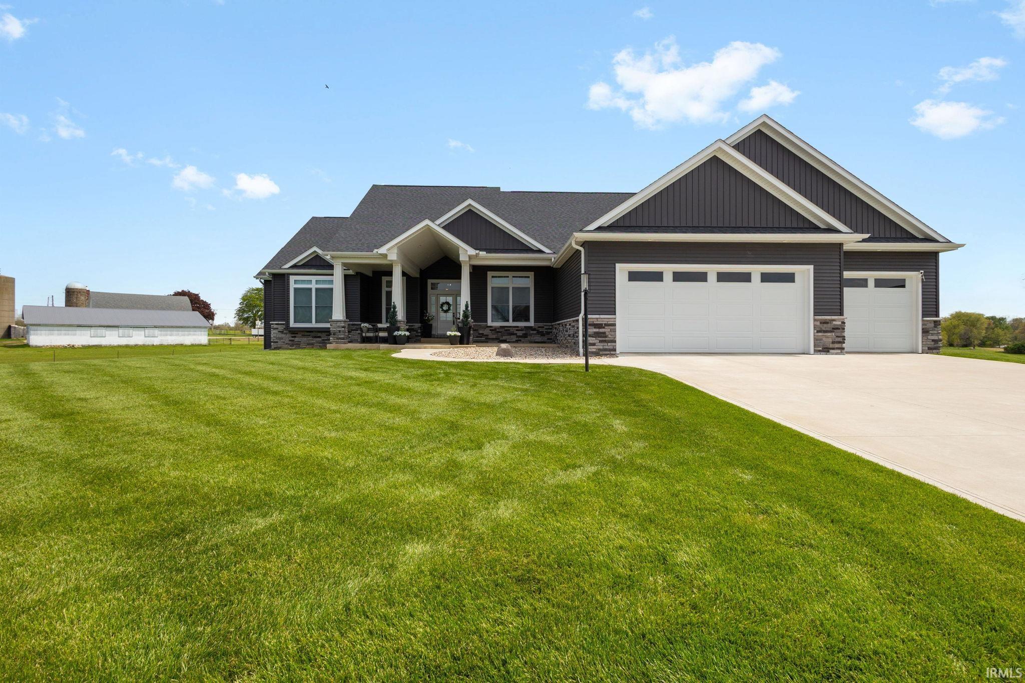 56408 White Pine Ridge Middlebury, IN 46540 - Photo 1 of 36