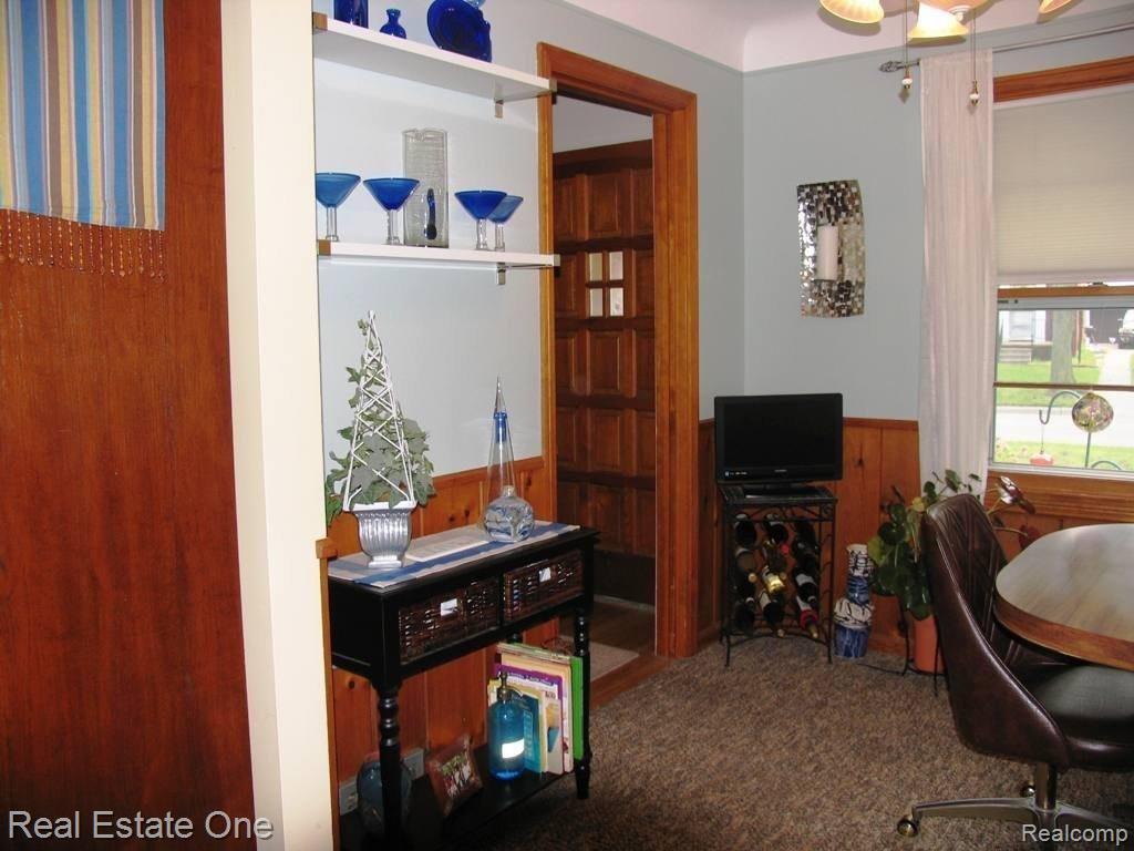 234 Chippewa Road Pontiac, MI 48341 - Photo 22 of 25 2013-06-29 13.25.16.jpg