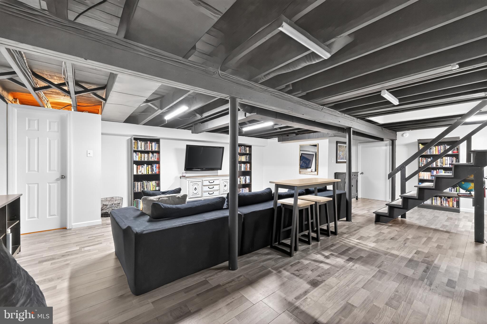 709 Manor Terrace Moorestown, NJ 08057 - Photo 27 of 37 a view of a chairs and table in a room
