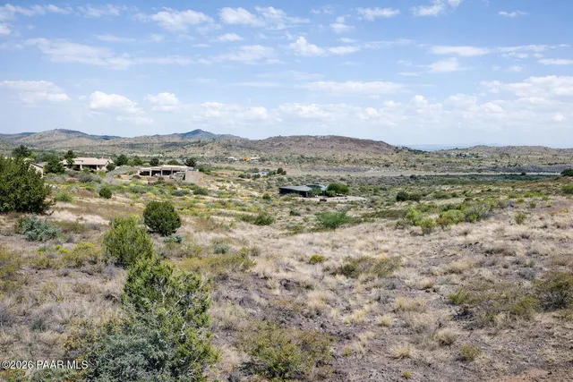 $850,000 | 12371 South Caballo Terrace, Mayer, AZ 86333
