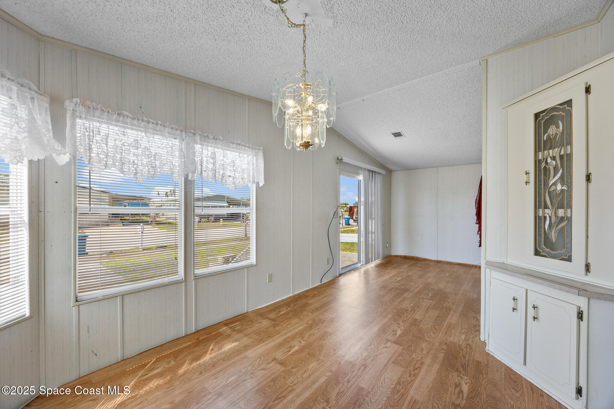 2387 Coconut Palm Drive Palm Bay, FL 32905 - Photo 10 of 22 a-19