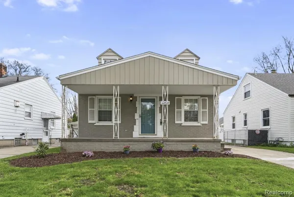 $219,900 | 22424 Nowlin Street, Dearborn, MI 48124