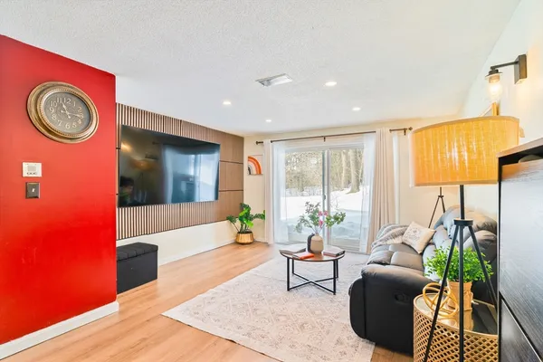 $323,000 | 602 Franklin Crossing Road, Unit 602, Franklin, MA 02038