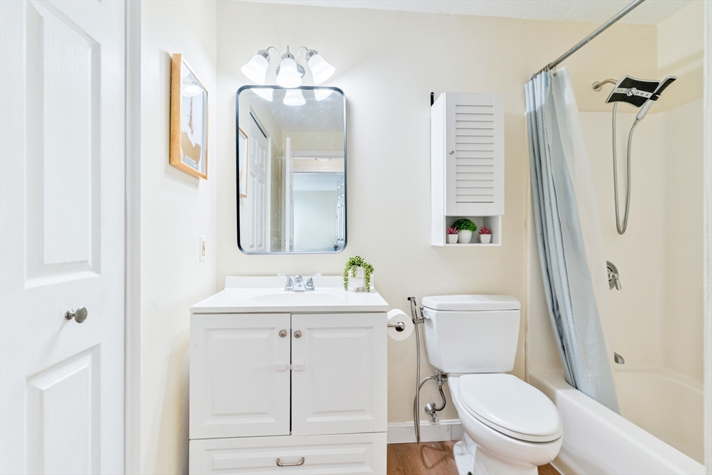 602 Franklin Crossing Road, Unit 602 Franklin, MA 02038 - Photo 25 of 41