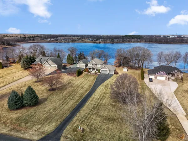 $799,900 | 25188 Firefly Avenue, Wyoming, MN 55092