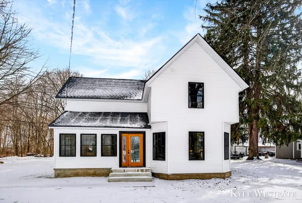 $299,900 | 10227 South Norris Road, Delton, MI 49046