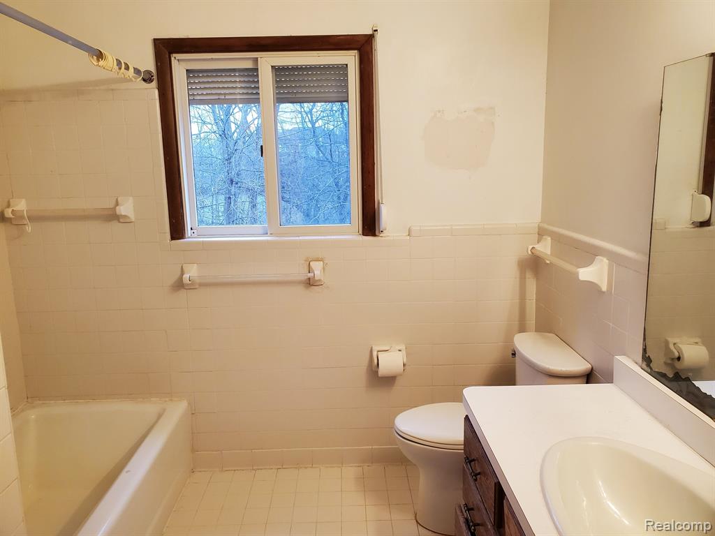 26289 Power Road Farmington Hills, MI 48334 - Photo 50 of 63