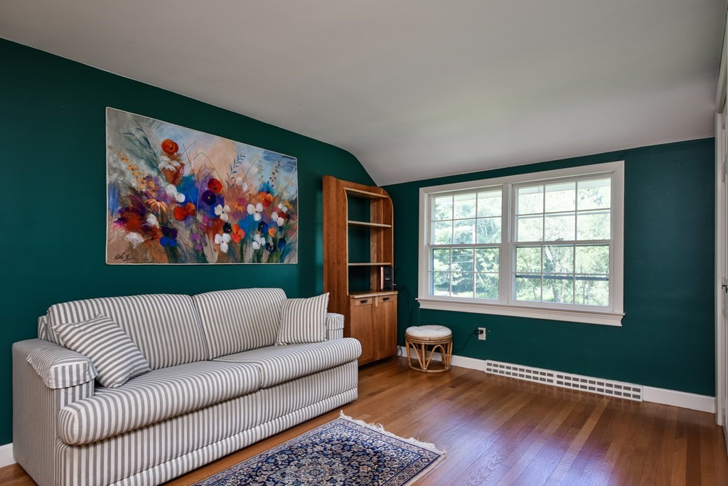 28 Meadowbrook Road Dover, MA 02030 - Photo 17 of 31 Gallery Image 17