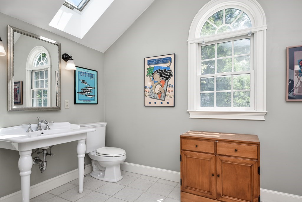 28 Meadowbrook Road Dover, MA 02030 - Photo 22 of 31 Gallery Image 22