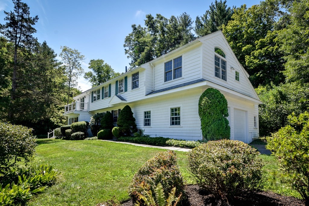28 Meadowbrook Road Dover, MA 02030 - Photo 31 of 31 Gallery Image 31