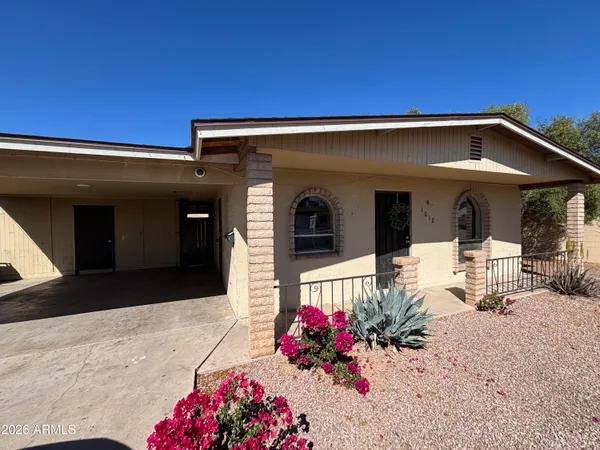 $349,000 | 1018 West Enid Avenue, Mesa, AZ 85210