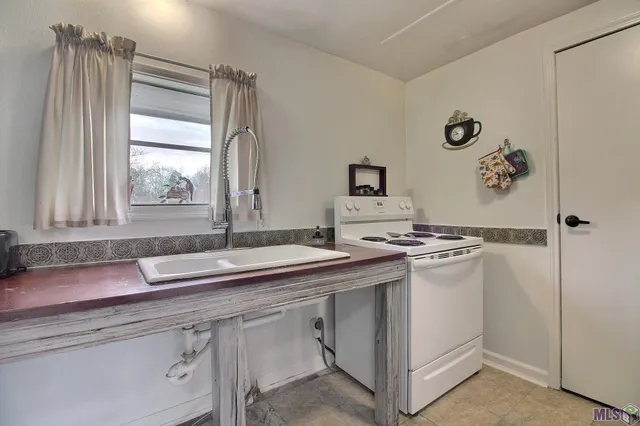 $118,000 | 37230 R And R Drive, Walker, LA 70785