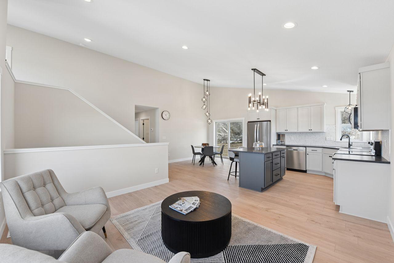 739 Magoo Road Hudson, WI 54016 - Photo 9 of 26