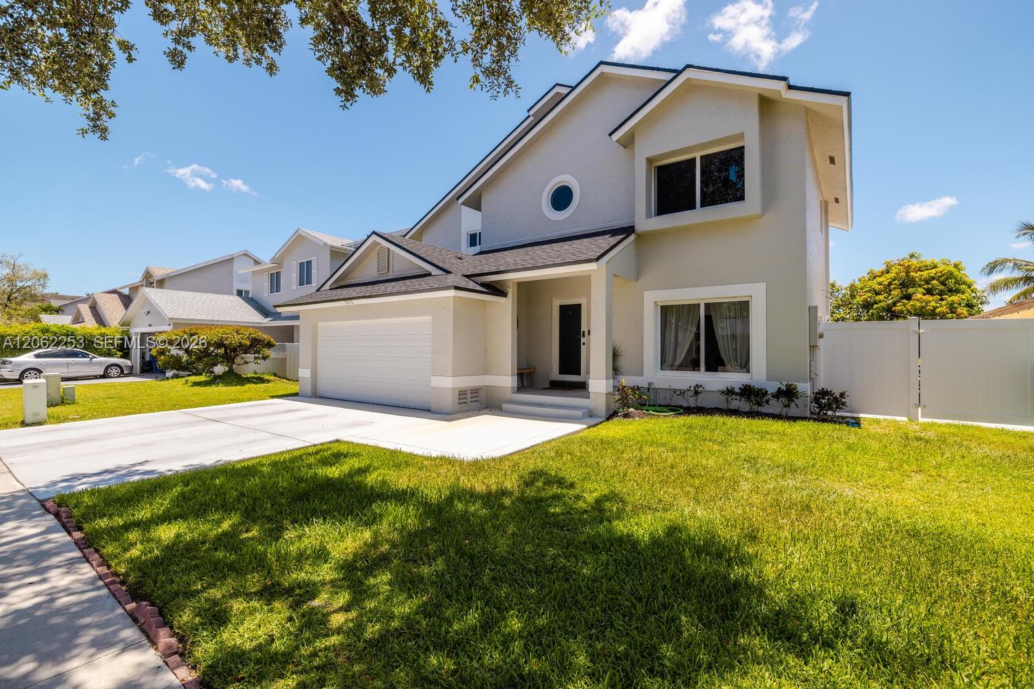 9650 Southwest 9th Court Pembroke Pines, FL 33025 - Photo 7 of 44 Gallery Image 7