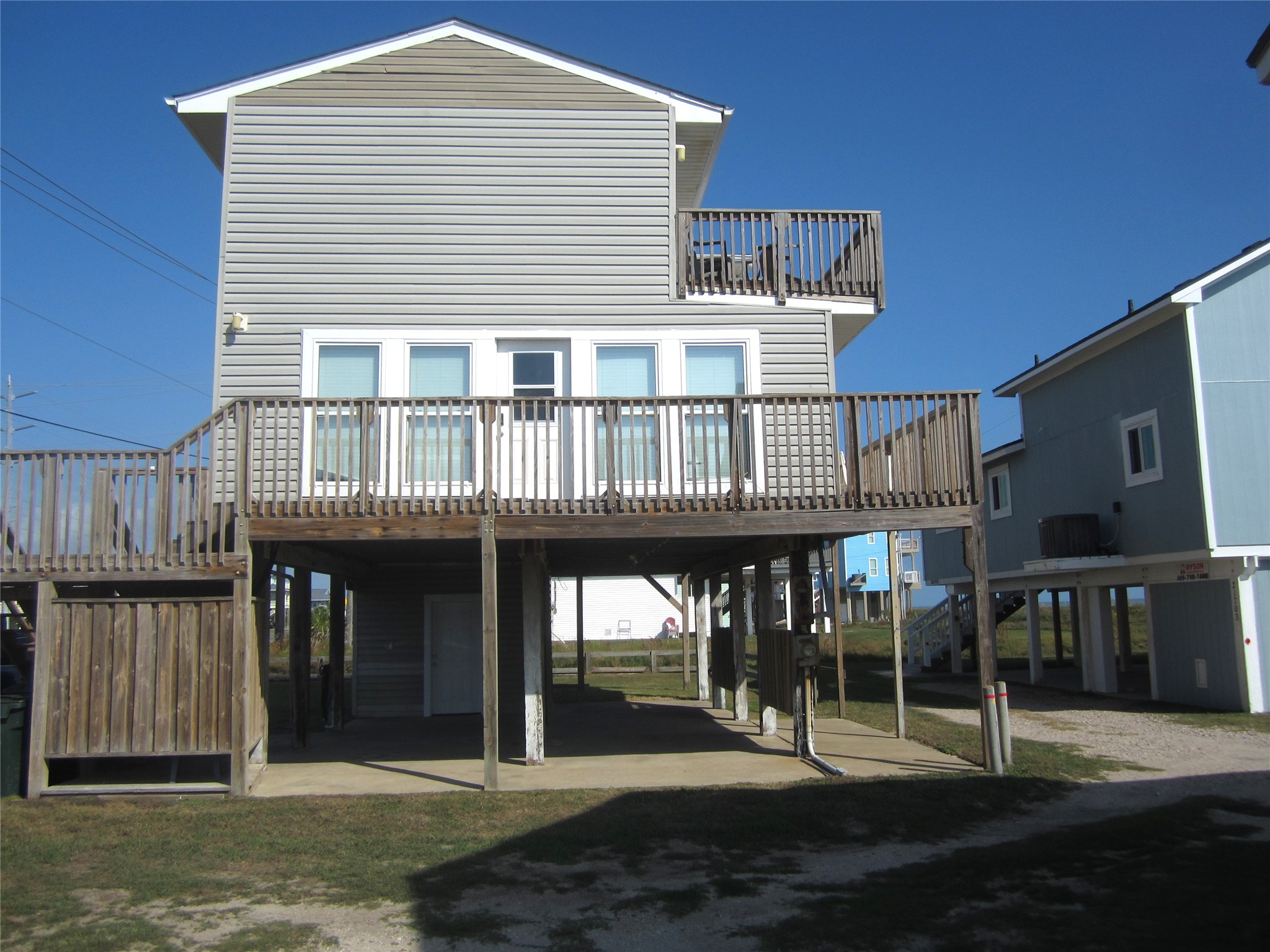 21639 Termini-San Luis Pass Road Galveston, TX 77554 - Photo 4 of 33 Looking at the front of this Beachhouse