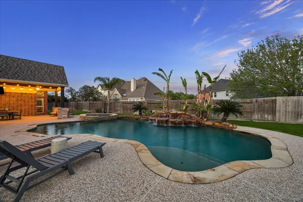 $659,000 | 5604 Kingsfield Court, League City, TX 77573