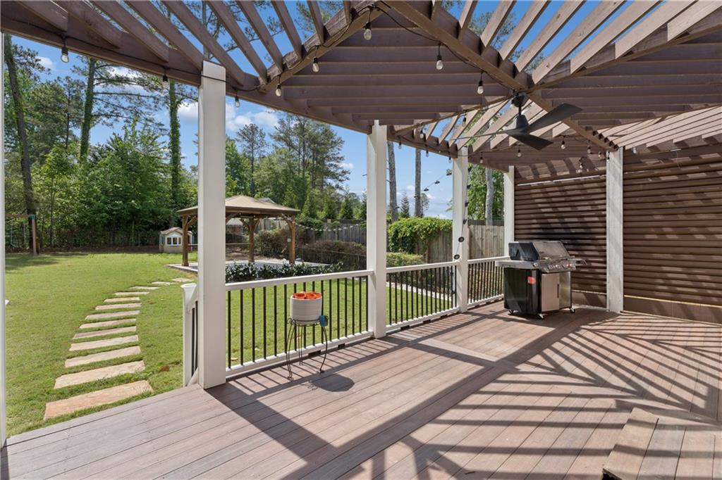 4130 Lower Roswell Road Marietta, GA 30067 - Photo 30 of 37