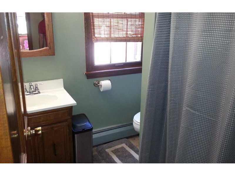 210 Plains Road Poland, ME 04274 - Photo 14 of 18 Bathroom.