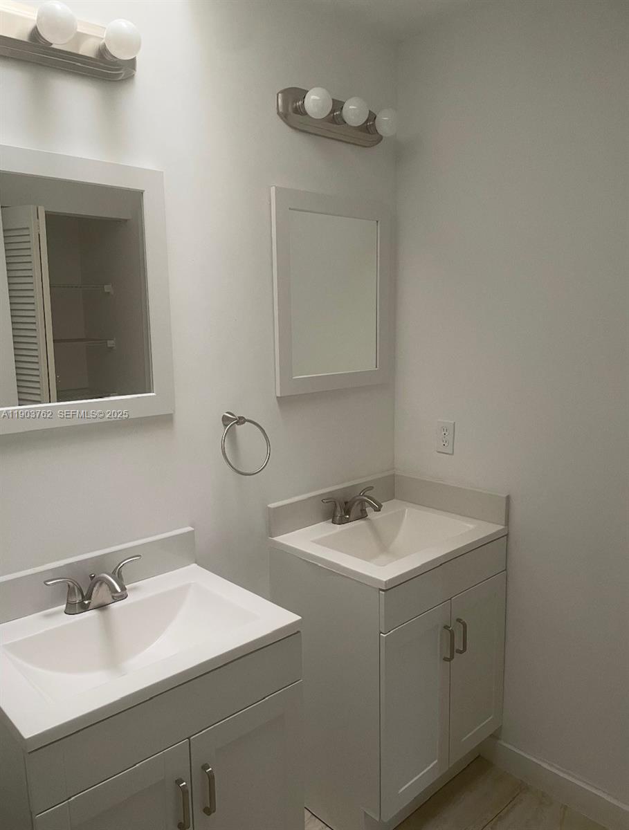 9422 Southwest 127th Avenue Miami, FL 33186 - Photo 14 of 15