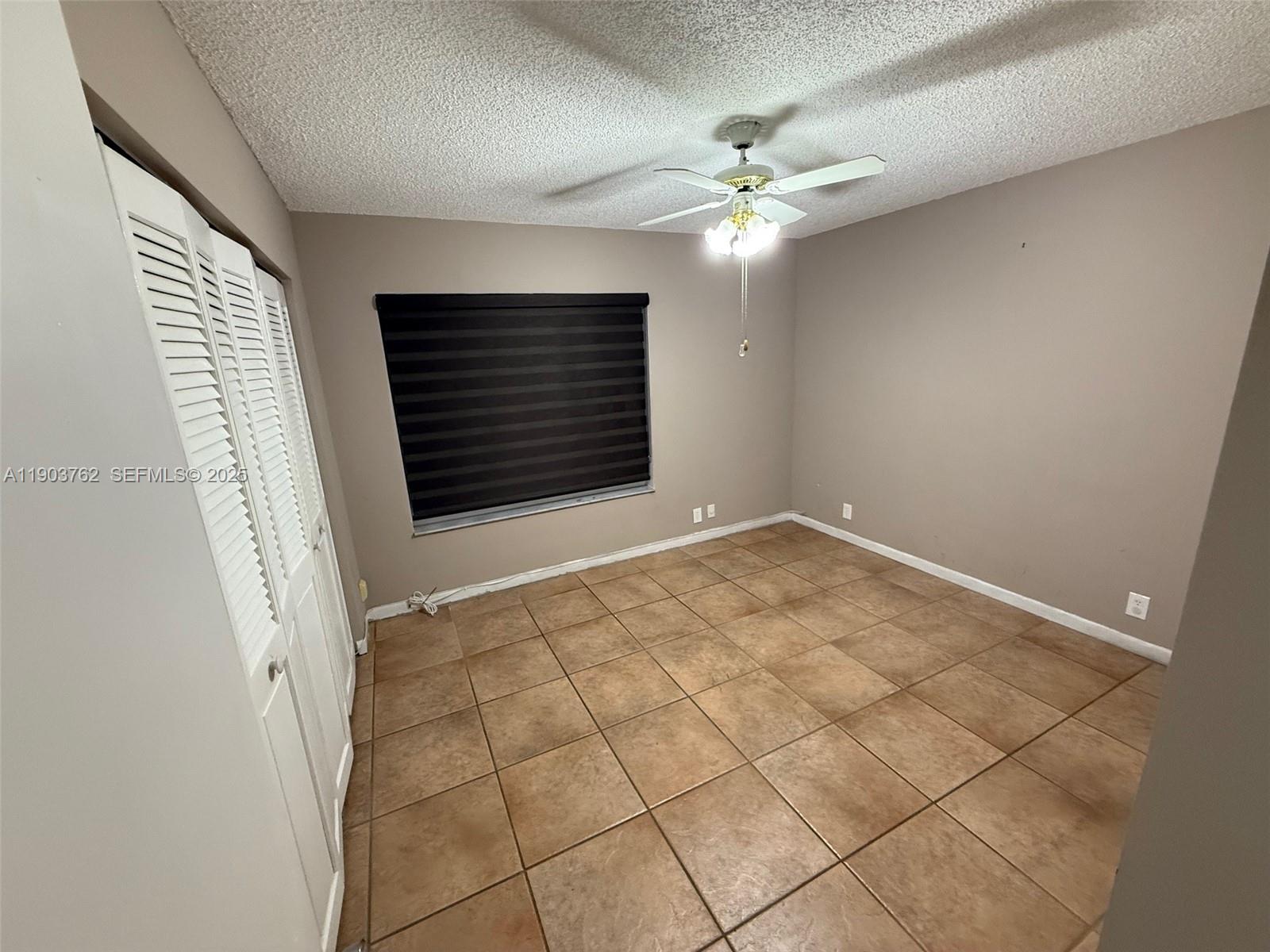 9422 Southwest 127th Avenue Miami, FL 33186 - Photo 4 of 15