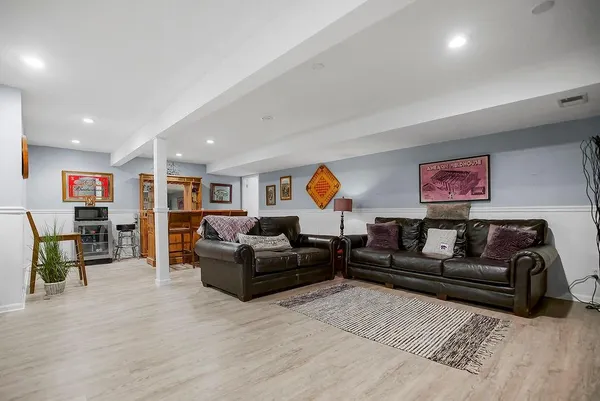 $400,000 | 7206 Mastin Street, Merriam, KS 66203