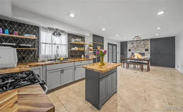 $220,000 | 13191 Rich Lane, Rolla, MO 65401