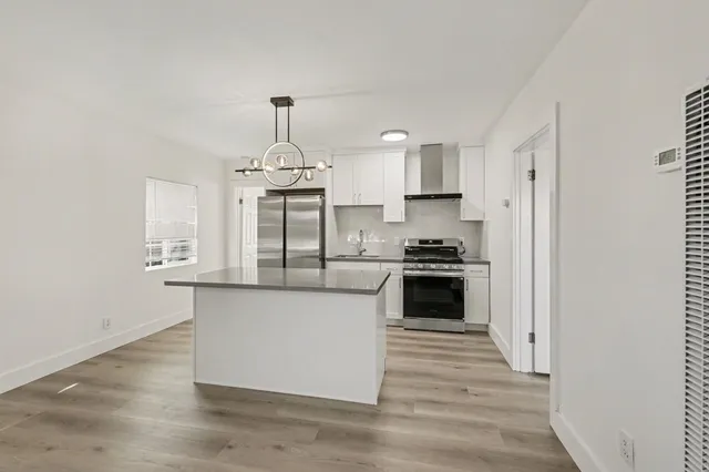 $3,295 | 2340 Rheem Avenue, Richmond, CA 94804