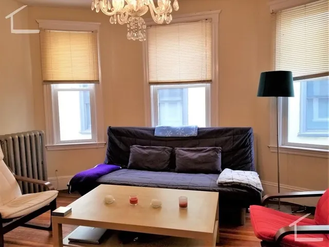 $4,800 | 119 Browne Street, Unit 1, Brookline, MA 02446