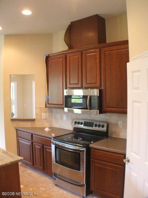 5987 Shadehill Road Jacksonville, FL 32258 - Photo 2 of 4 Kitchen