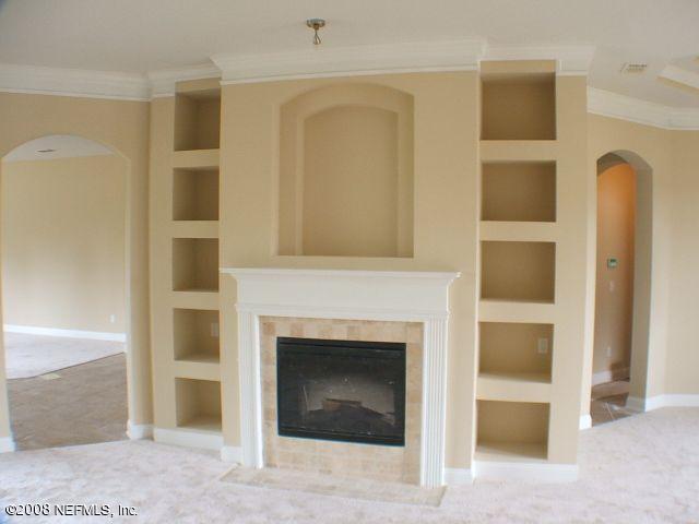 5987 Shadehill Road Jacksonville, FL 32258 - Photo 3 of 4 Livingroom