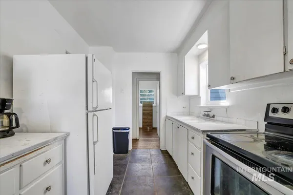 $315,000 | 202 East 2nd Street, Shoshone, ID 83352