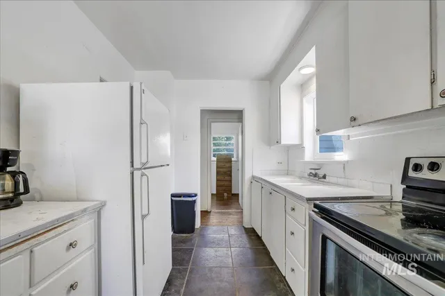 $315,000 | 202 East 2nd Street, Shoshone, ID 83352