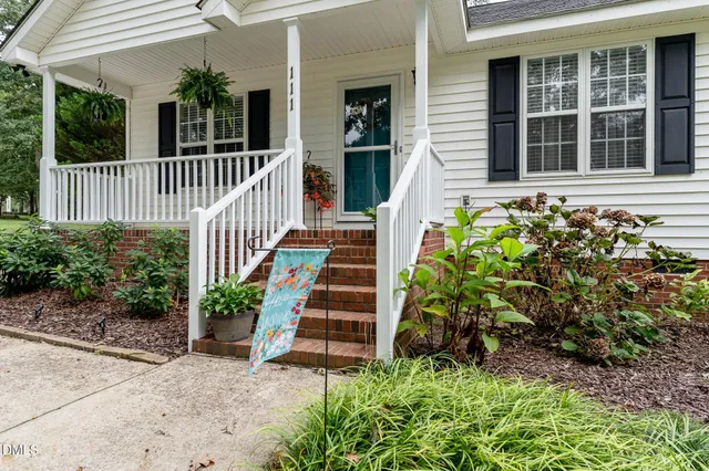 $294,500 | 111 Lippizanner Place, Zebulon, NC 27597