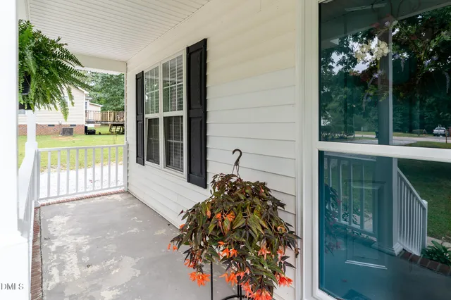 $294,500 | 111 Lippizanner Place, Zebulon, NC 27597