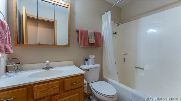$439,900 | 202 Eagle Avenue, Gravois Mills, MO 65037