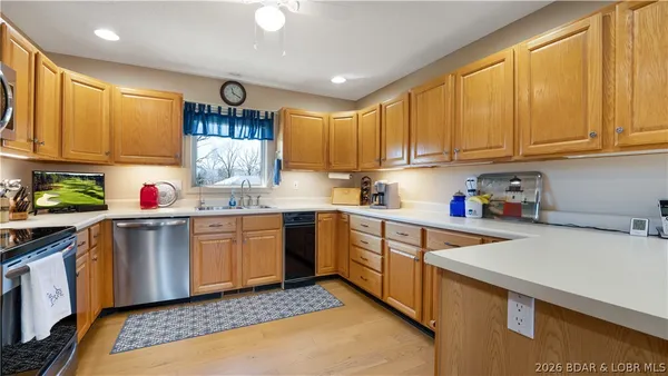 $439,900 | 202 Eagle Avenue, Gravois Mills, MO 65037