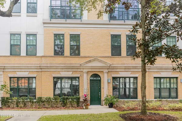 $2,200 | 1661 Riverside Avenue, Unit 118, Jacksonville, FL 32204
