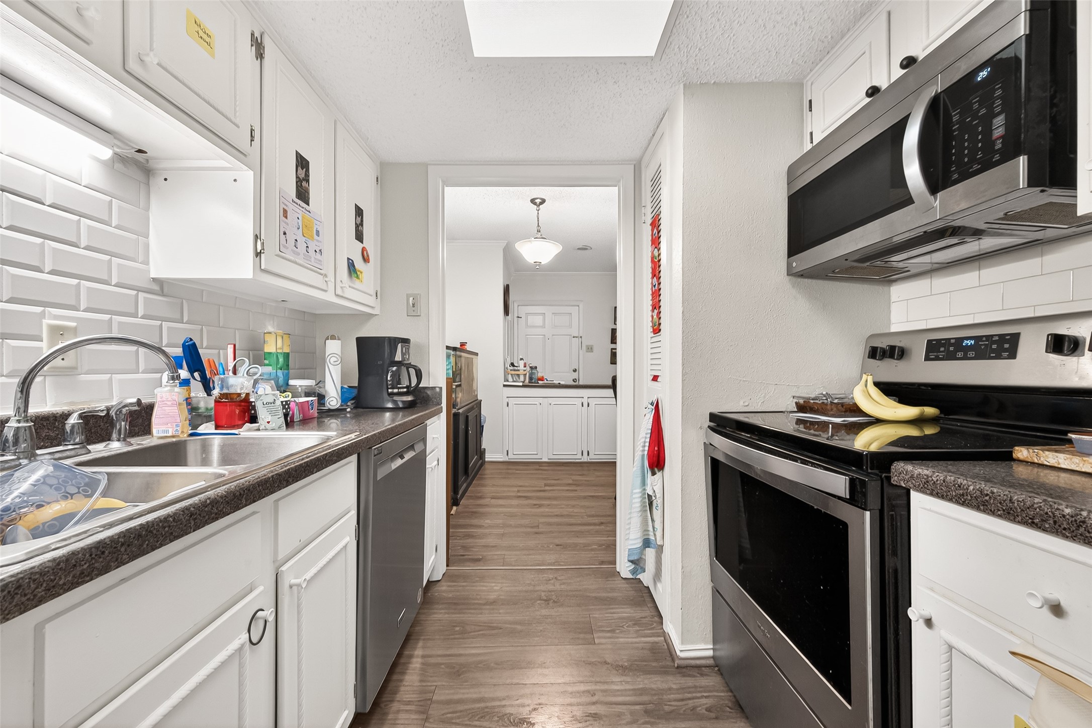 2234 South Piney Point Road, Unit 206 Houston, TX 77063 - Photo 15 of 33