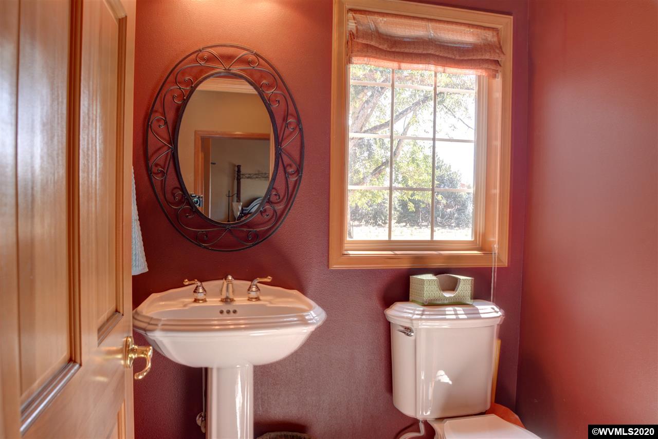20801 River Road Northeast St. Paul, OR 97137 - Photo 18 of 42