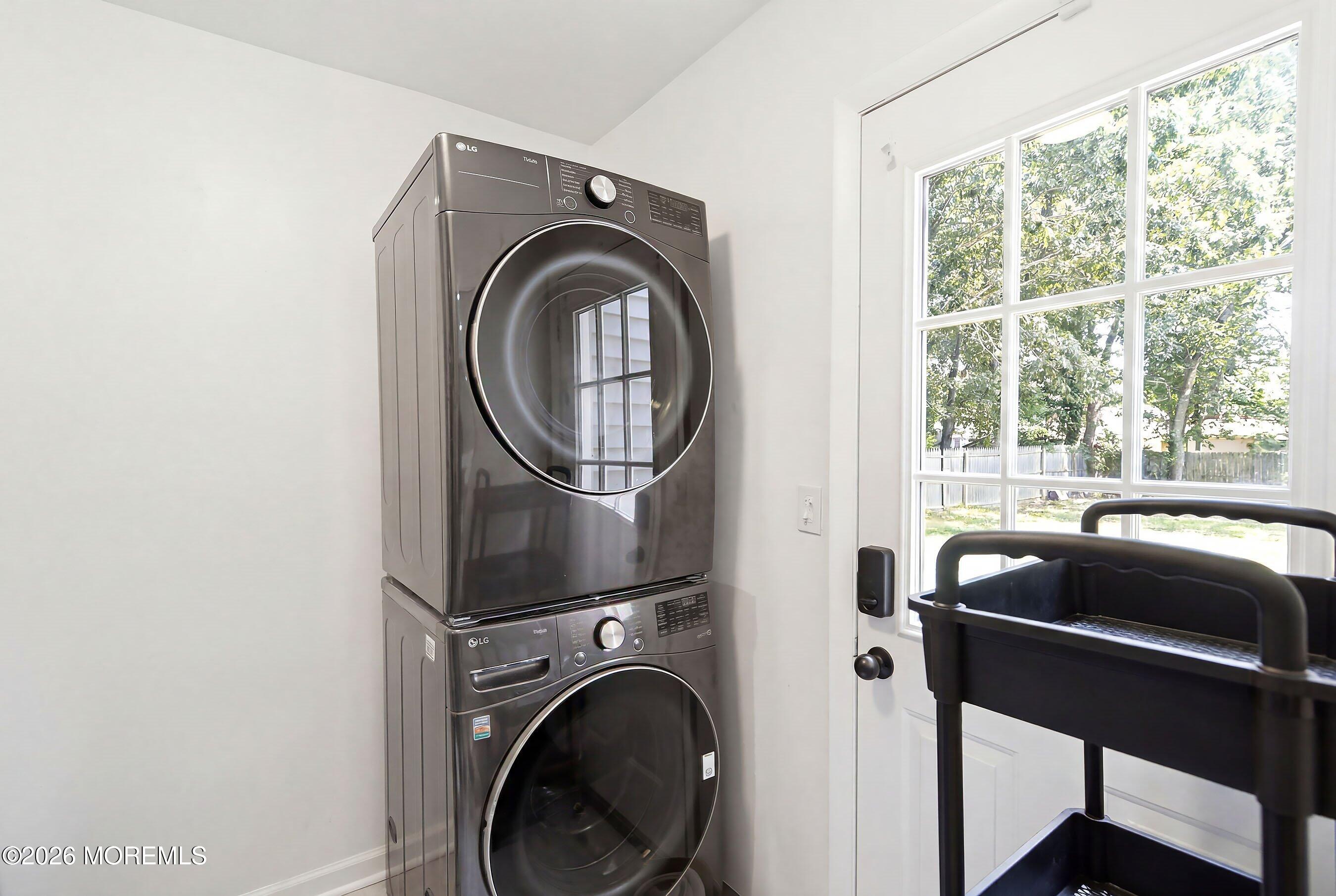 20 Western Drive Howell, NJ 07731 - Photo 20 of 27 22-Laundry