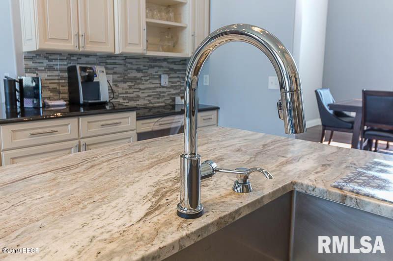 1569 Pershing Road West Frankfort, IL 62896 - Photo 13 of 53 Gallery Image 13